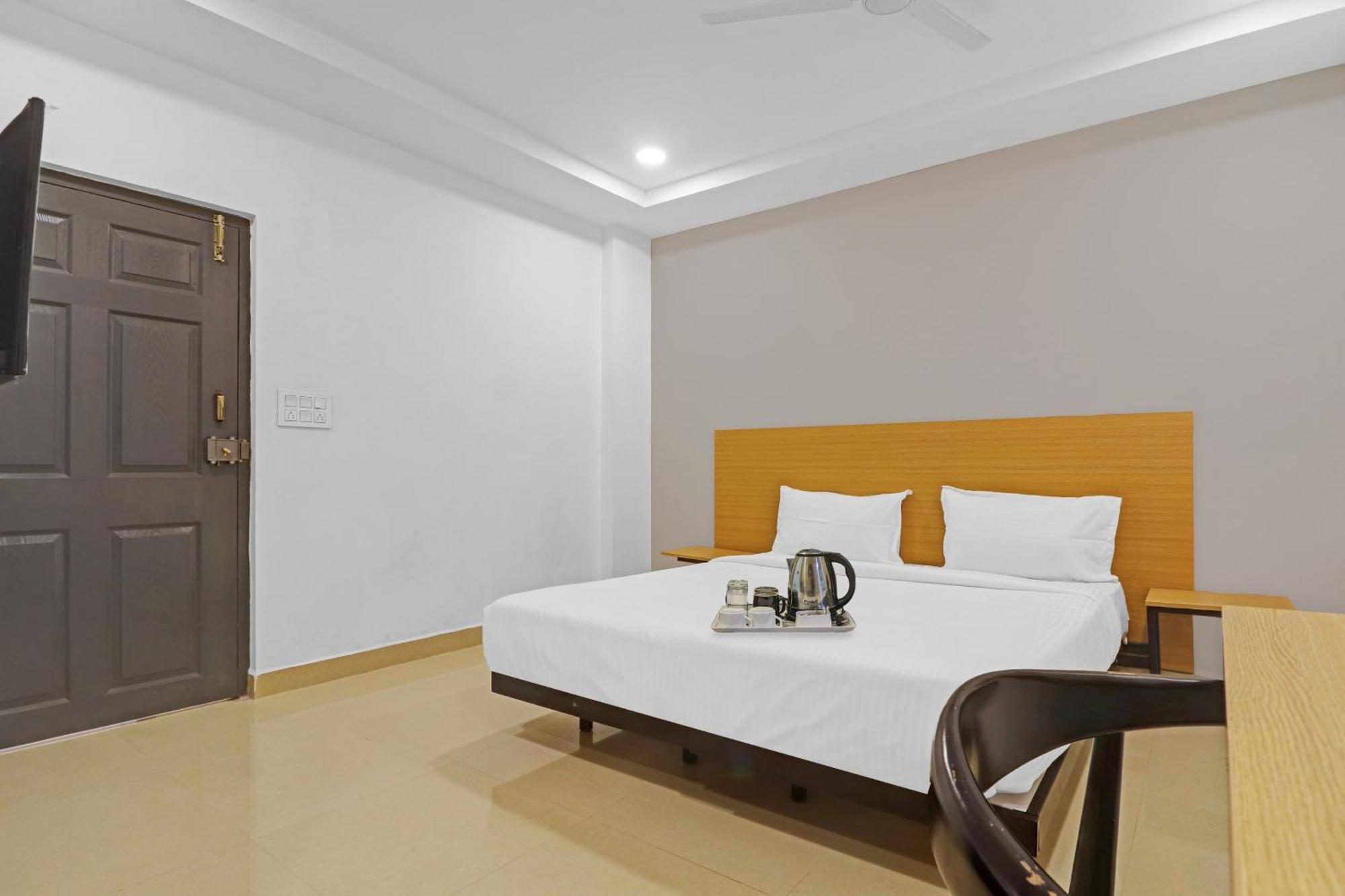 Townhouse Che Sigma Hotel Haidarábád Kültér fotó