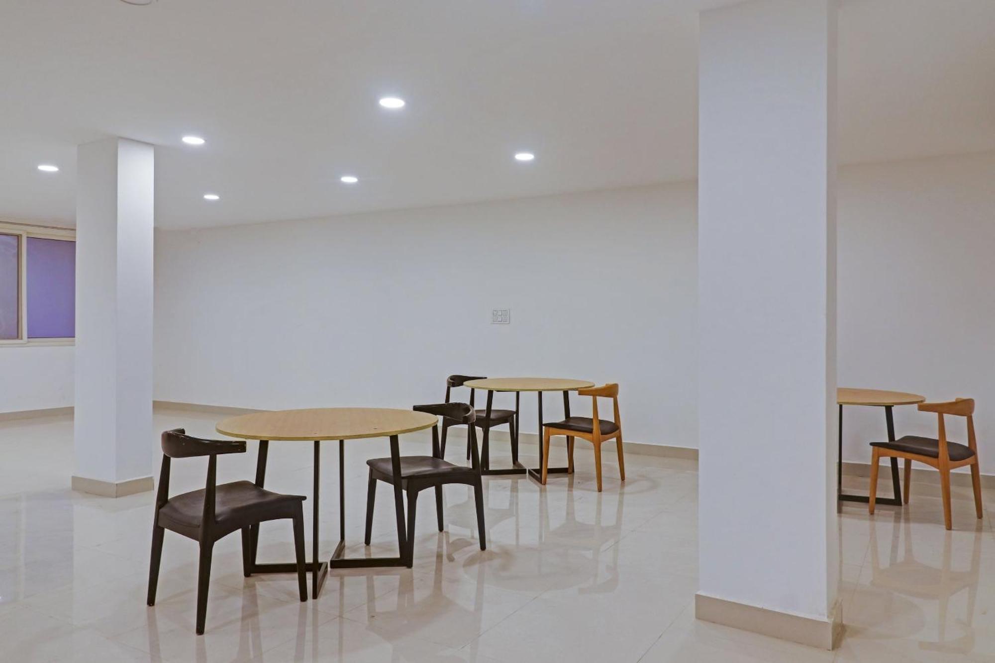 Townhouse Che Sigma Hotel Haidarábád Kültér fotó