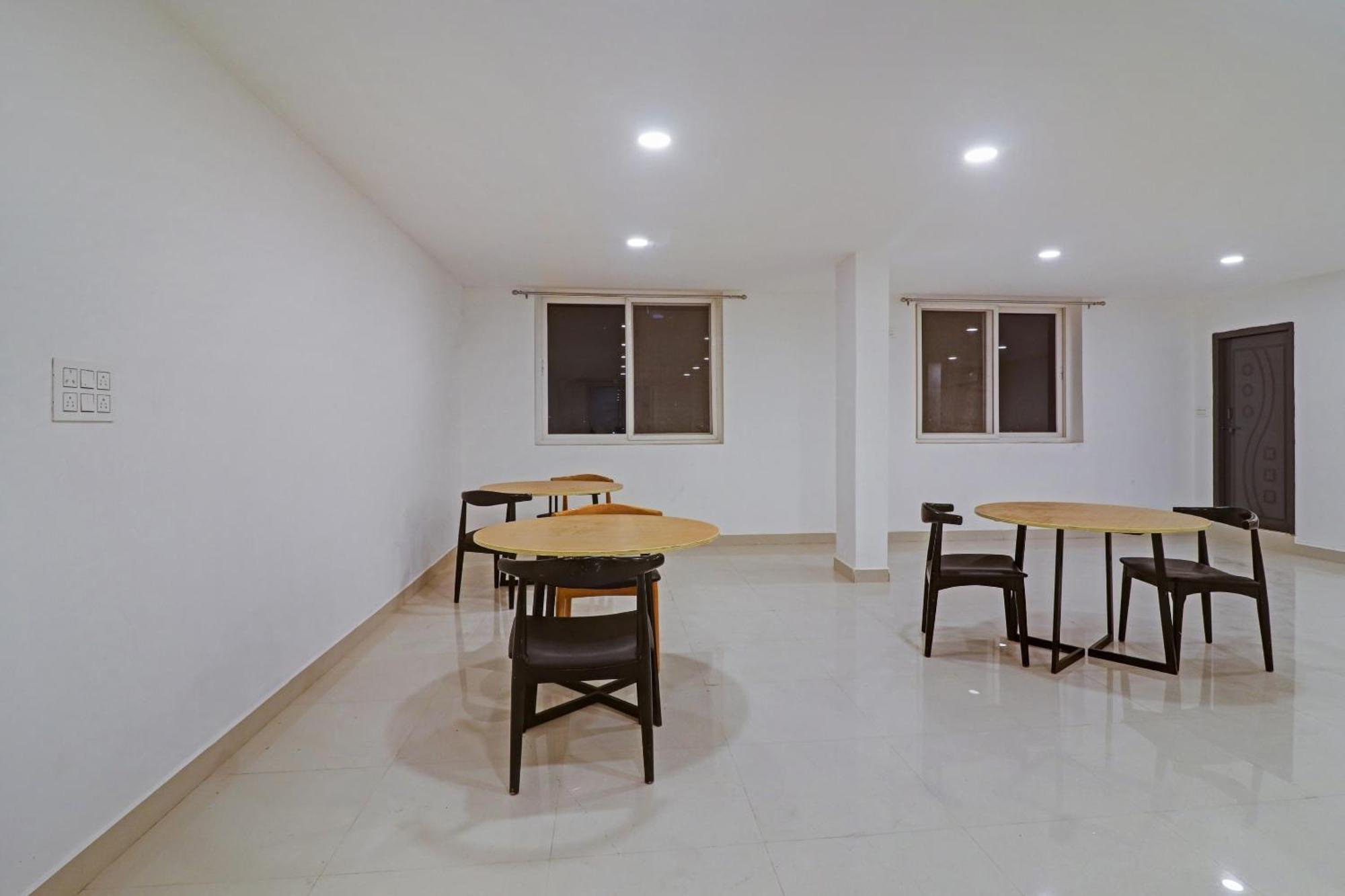 Townhouse Che Sigma Hotel Haidarábád Kültér fotó